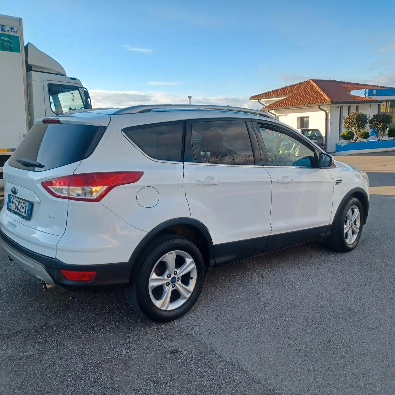 117.938KM KUGA 2.0 TDI PERFETTO