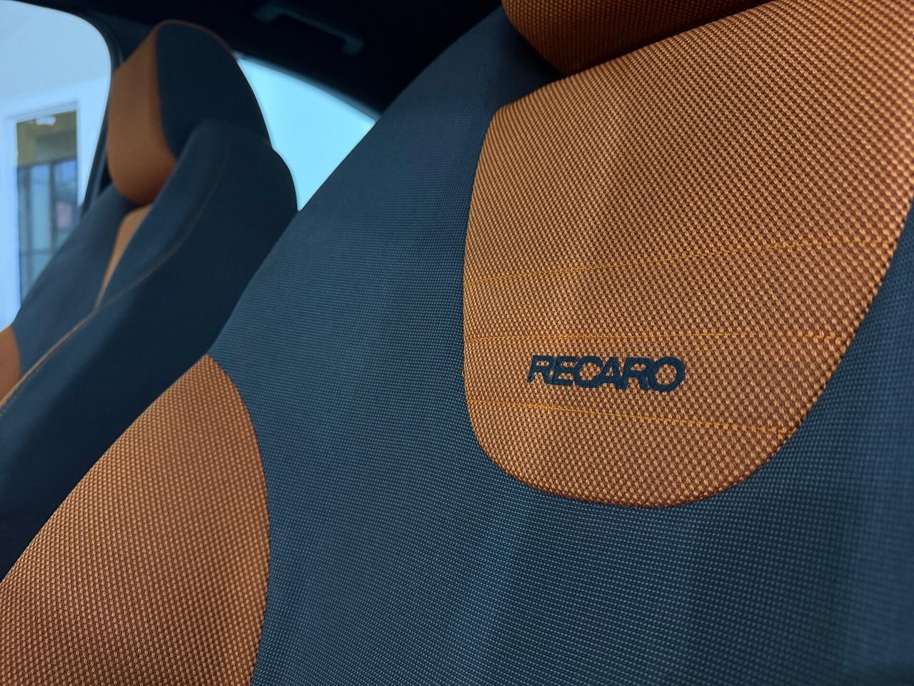 Ford Focus CC 2.5T (225CV) 20V 5p. ST