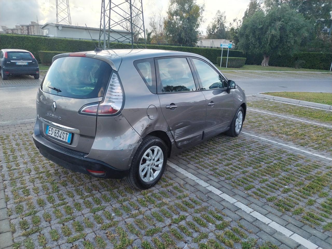 Renault Scenic Scénic XMod 1.5 dCi 110CV Wave