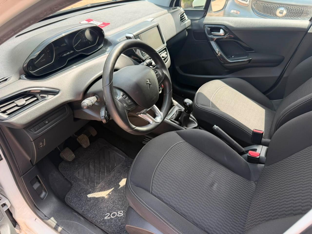 Peugeot 208 PureTech 82 Stop&Start 5 porte Allure