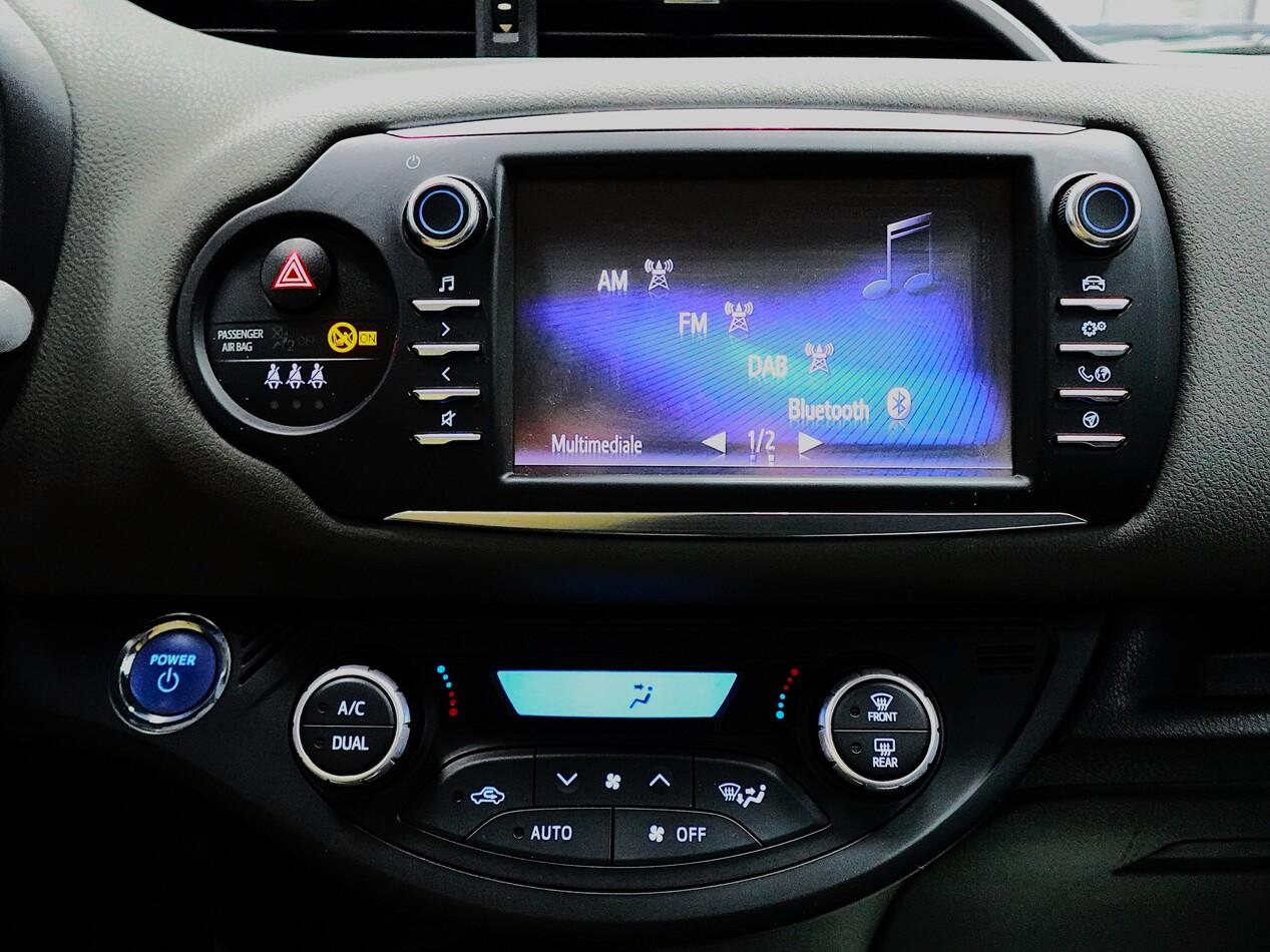 Toyota Yaris 1.5 BZ 73 CV HYBRID BUSINESS