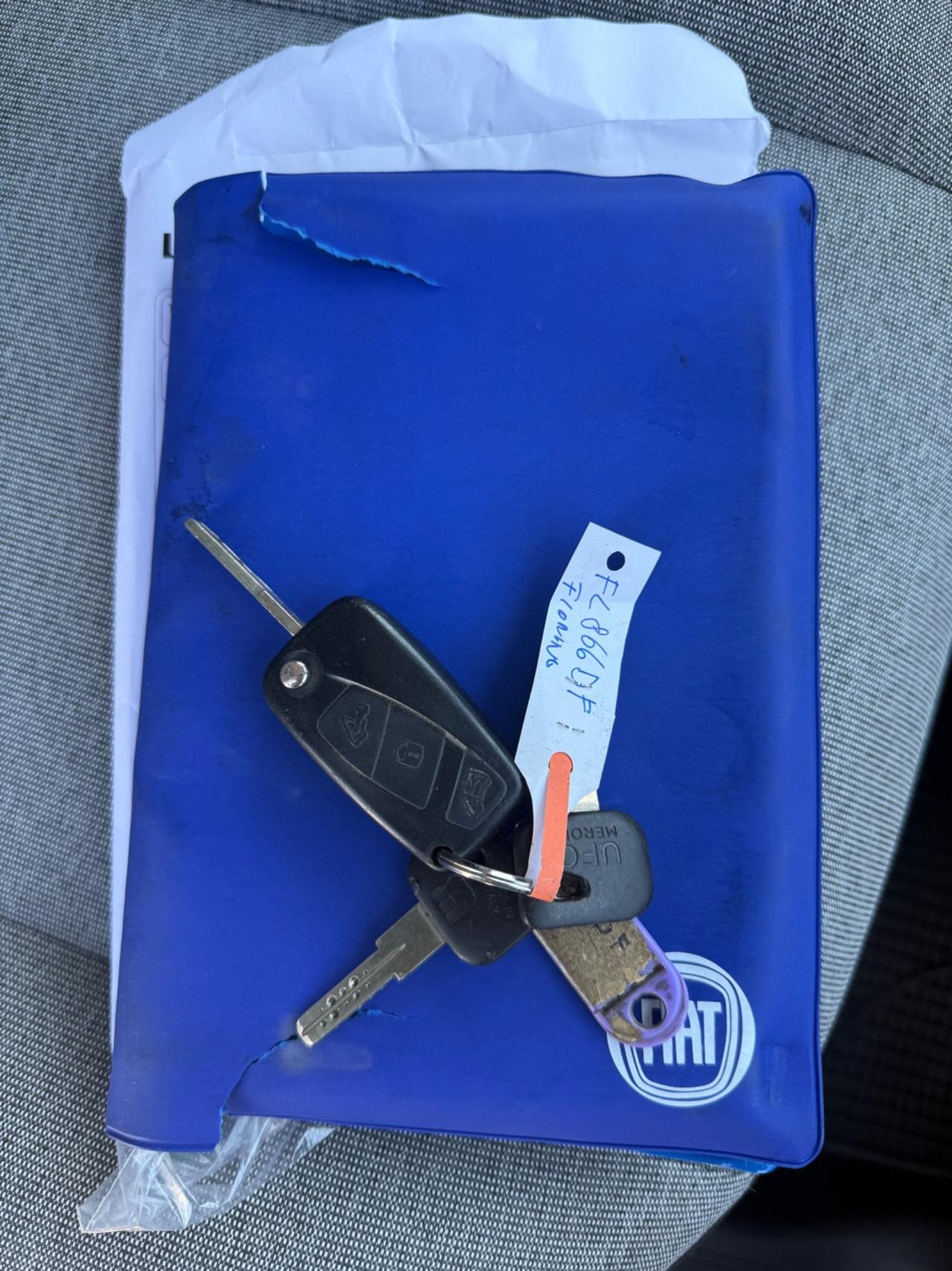 Fiat Fiorino 1.3 MJT 95CV Cargo Adventure Autocarro 2 Posti