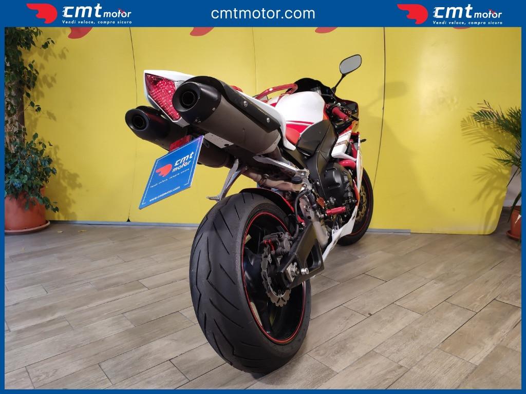 Yamaha YZF R1 - 2010