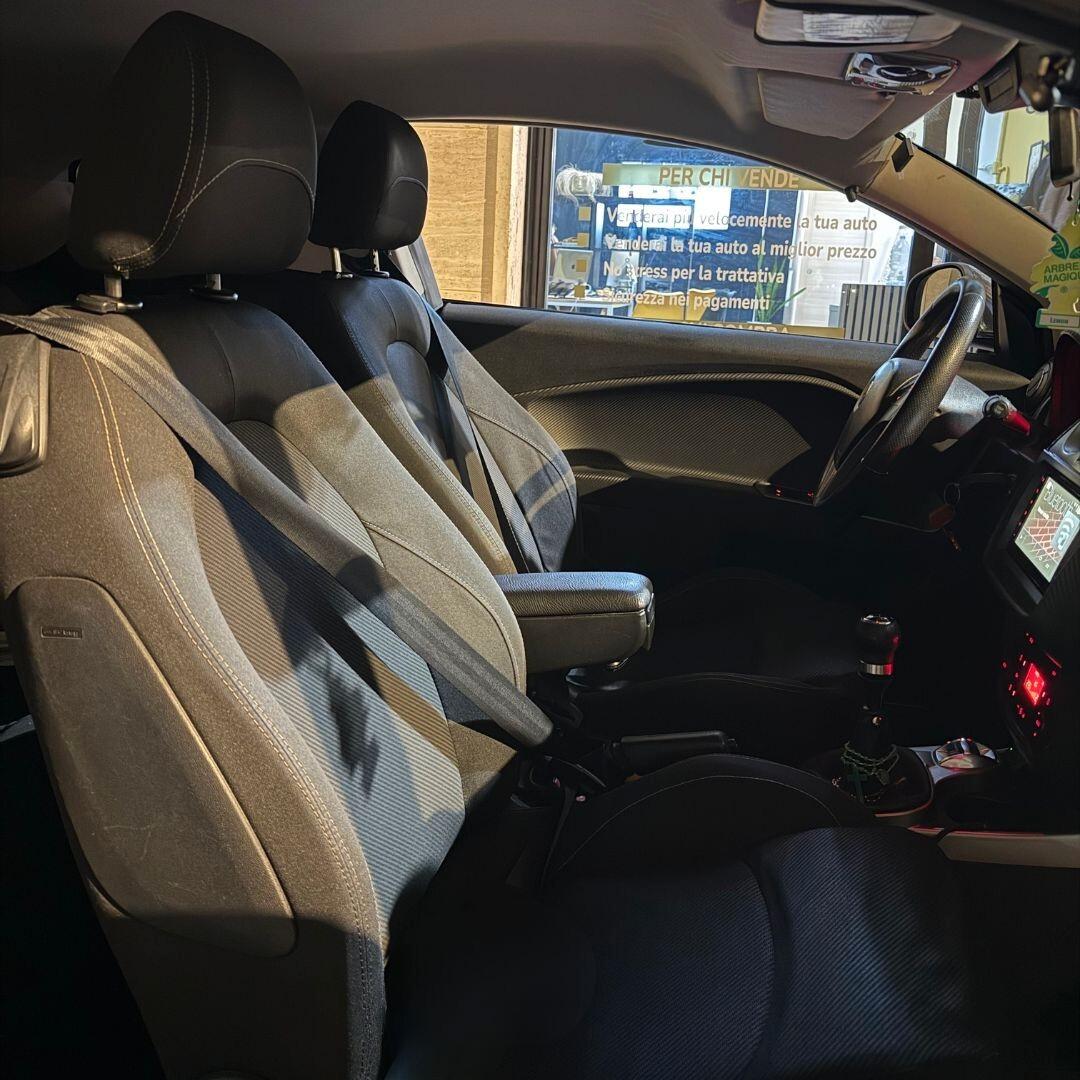 Alfa Romeo MiTo 1.4 T 120 CV GPL Distinctive