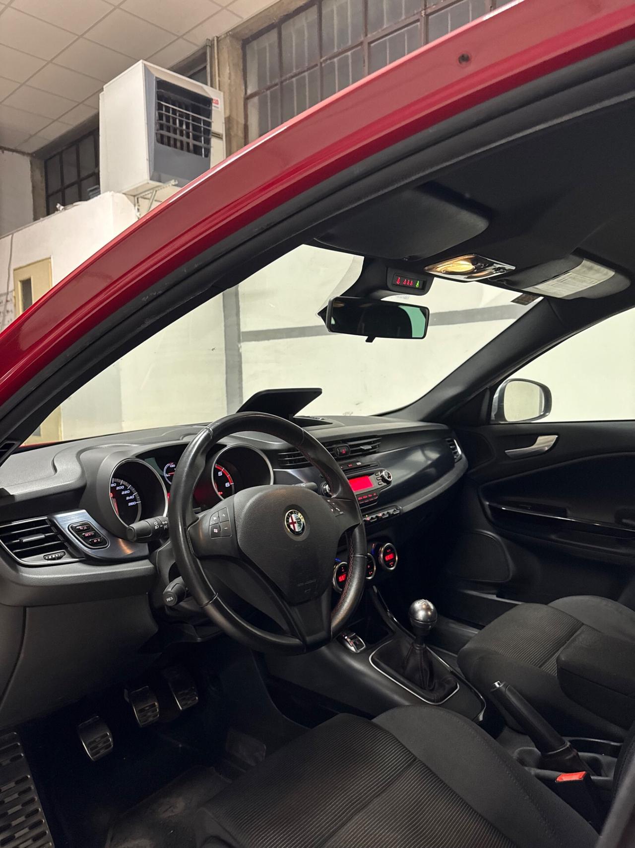 Alfa Romeo Giulietta 2.0 JTDm-2 140 CV Exclusive