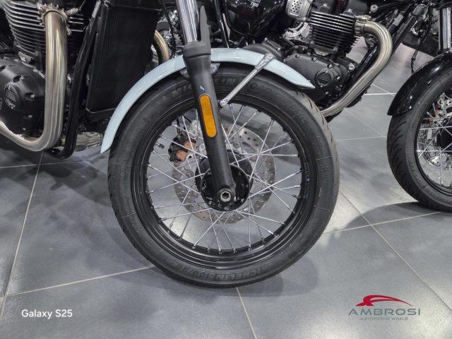 TRIUMPH Bonneville T100 (MY21)