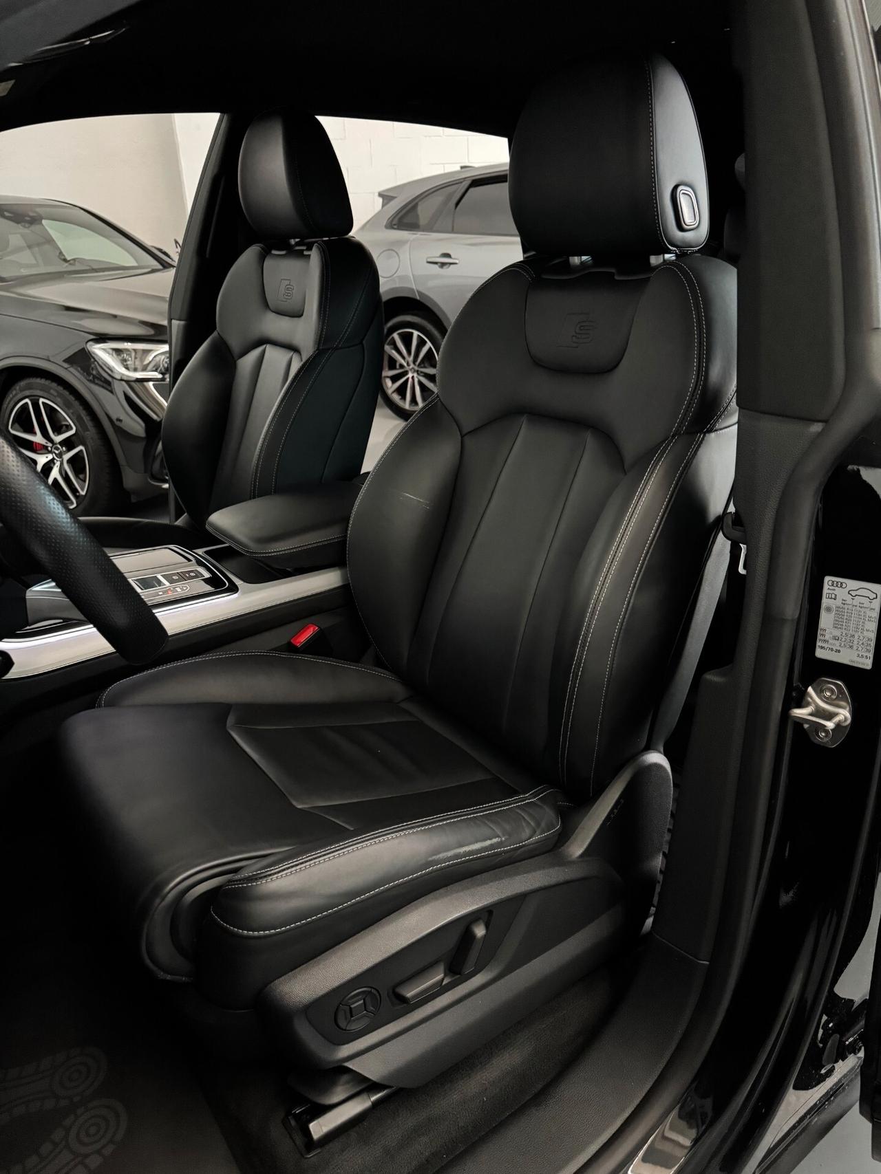 Audi Q8 S-Line Quattro 50 mhev tiptronic 3.0cc 286cv Finanziabile