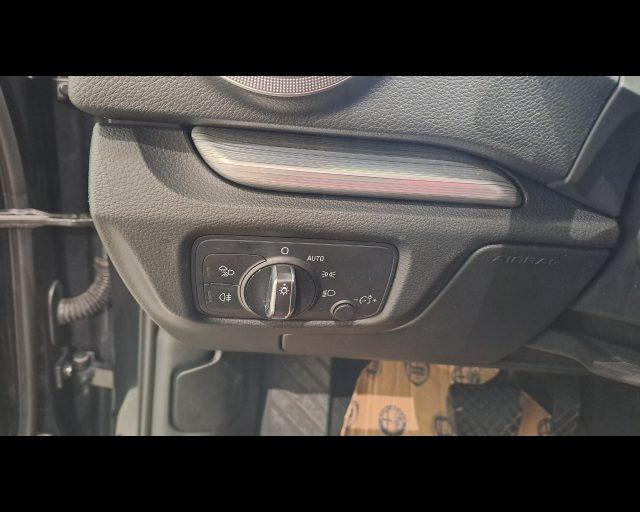 AUDI A3 1.6 tdi 110cv s-tronic