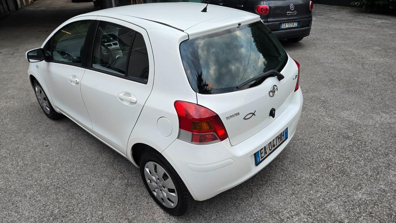 Toyota Yaris 1.3 5 porte Sol
