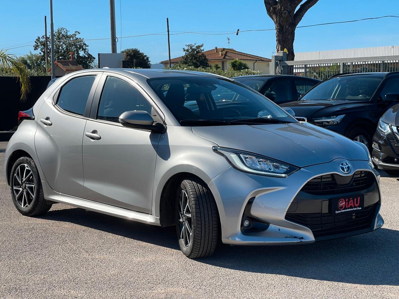 Toyota Yaris 1.5 Hybrid 5 porte Lounge