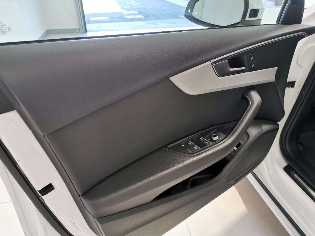 AUDI A4 allroad 2ª serie A4 allroad 40 TDI 204...