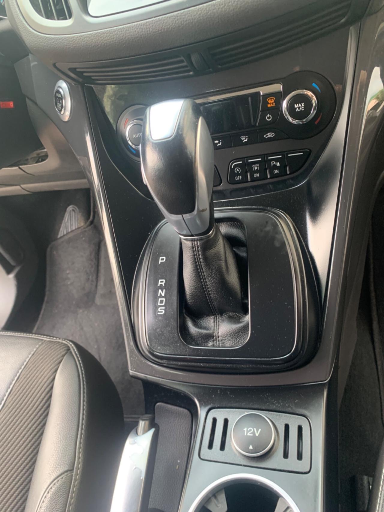 Ford Kuga 2.0 TDCI 150 CV S&S 4WD Powershift Titanium Business