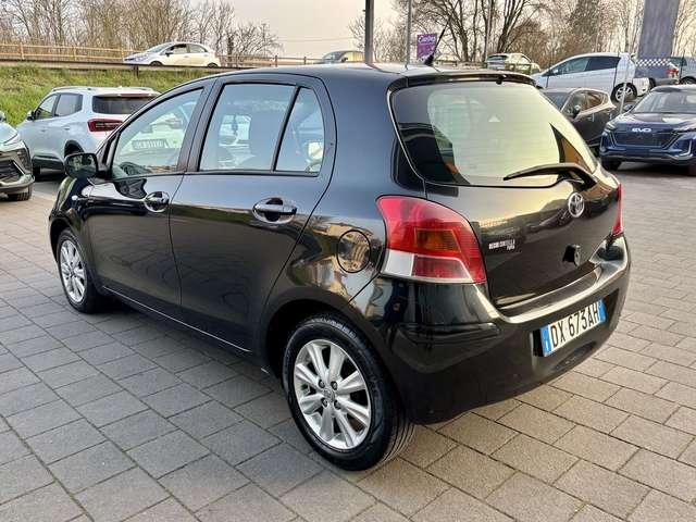Toyota Yaris Yaris 5p 1.3 dual Sol m-mt