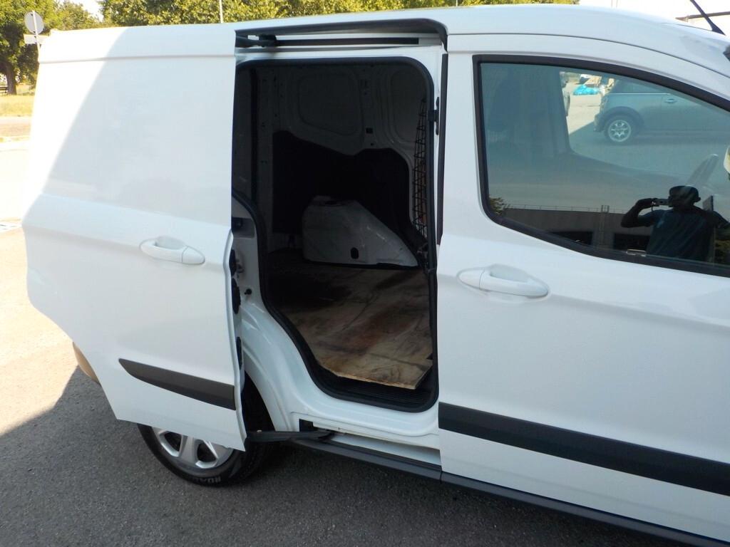 Ford Transit Courier 1.5 TDCi 75CV Van Trend - Autocarro 2 posti
