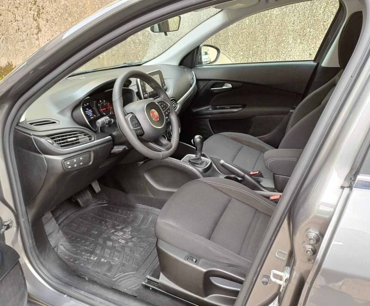 FIAT TIPO 1.6 MTJ 120cv DCT 5 PORTE LOUNGE