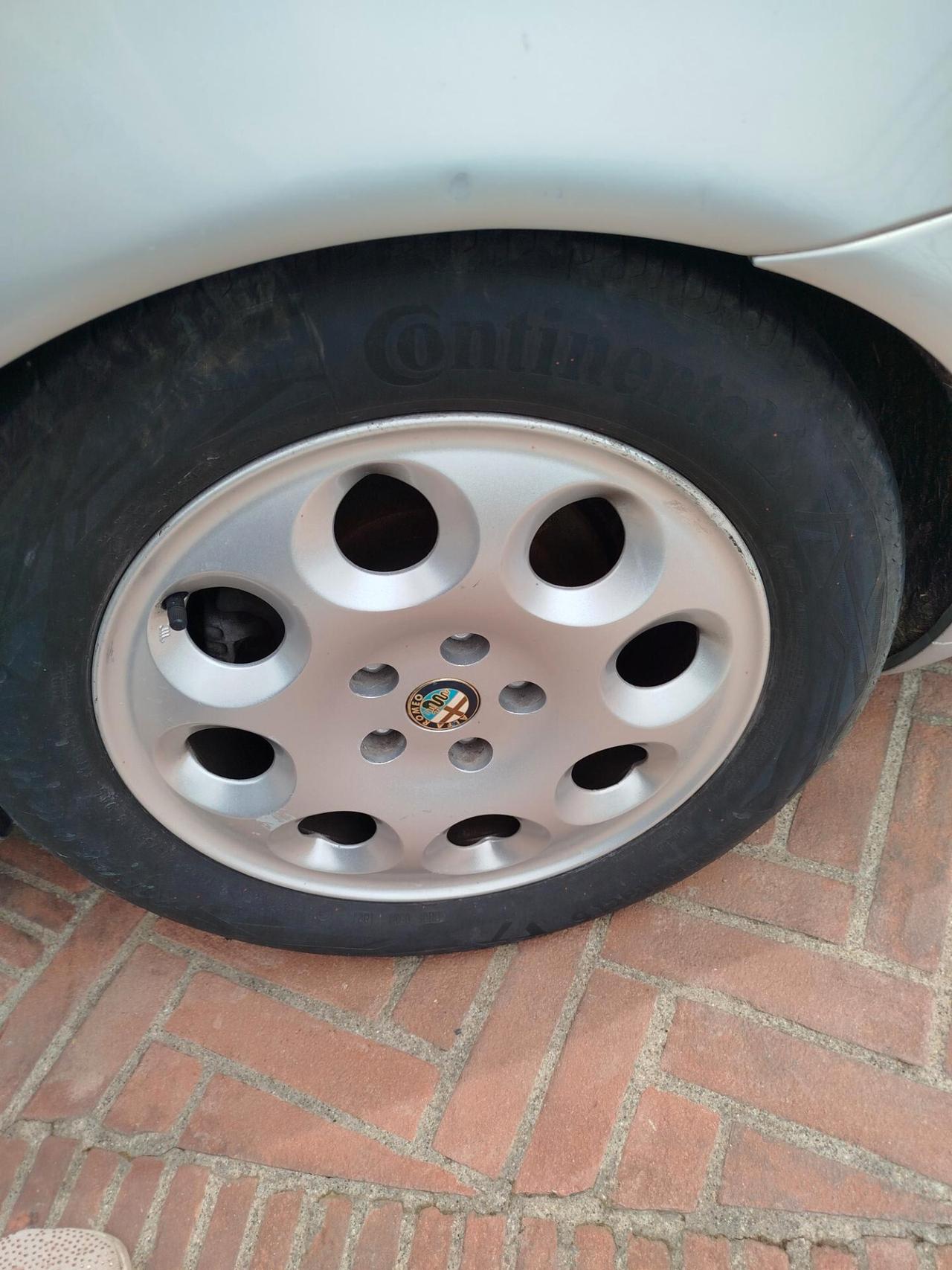 Alfa Romeo 166 2.4 JTD cat Distinctive