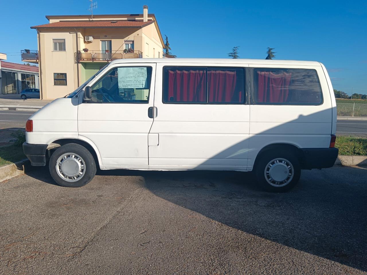 Volkswagen Caravelle 2.4 D