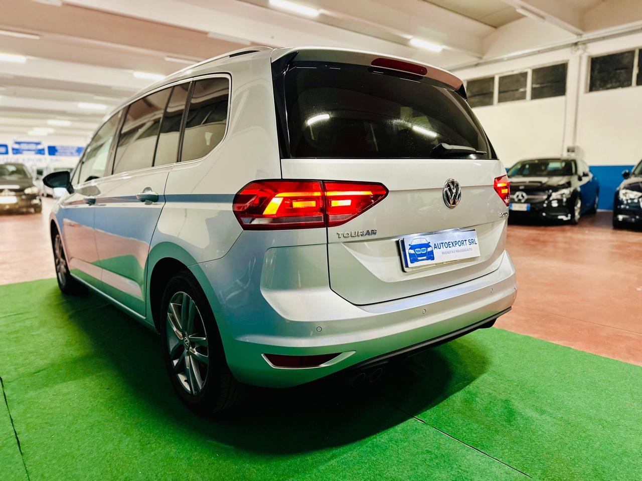 Splendida Touran 2.0 TDI 150/automatic/pelle/kmcertif