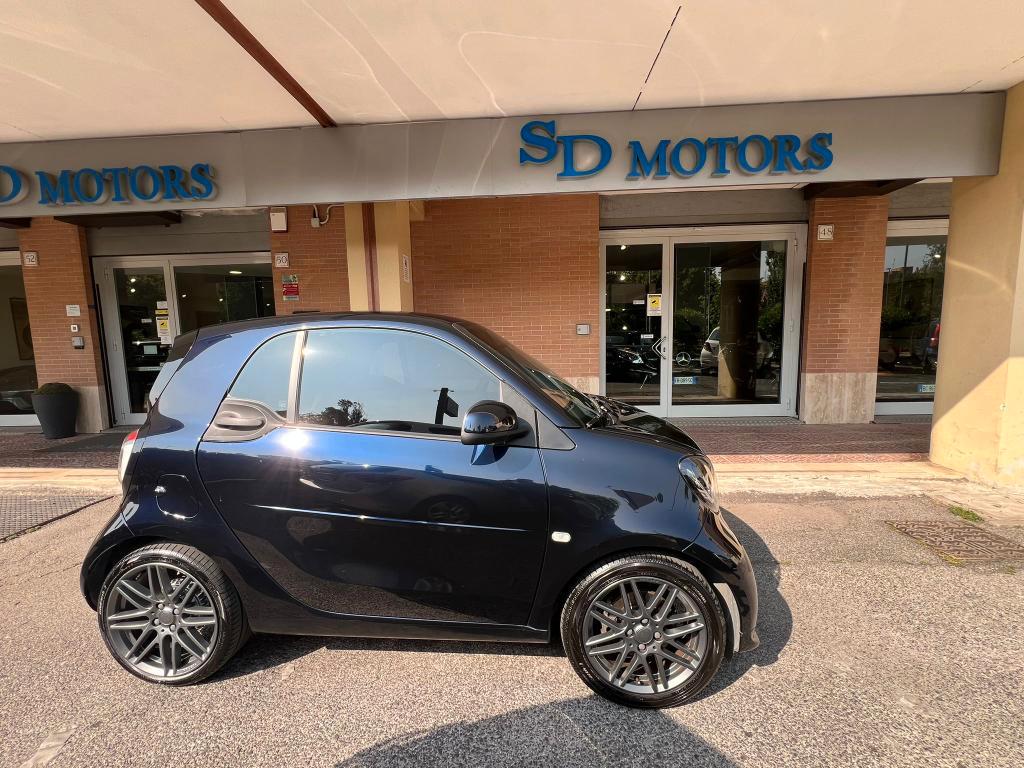 Smart fortwo coupe Fortwo 0.9 t 90cv Twinamic Paris Blu Brabus Style