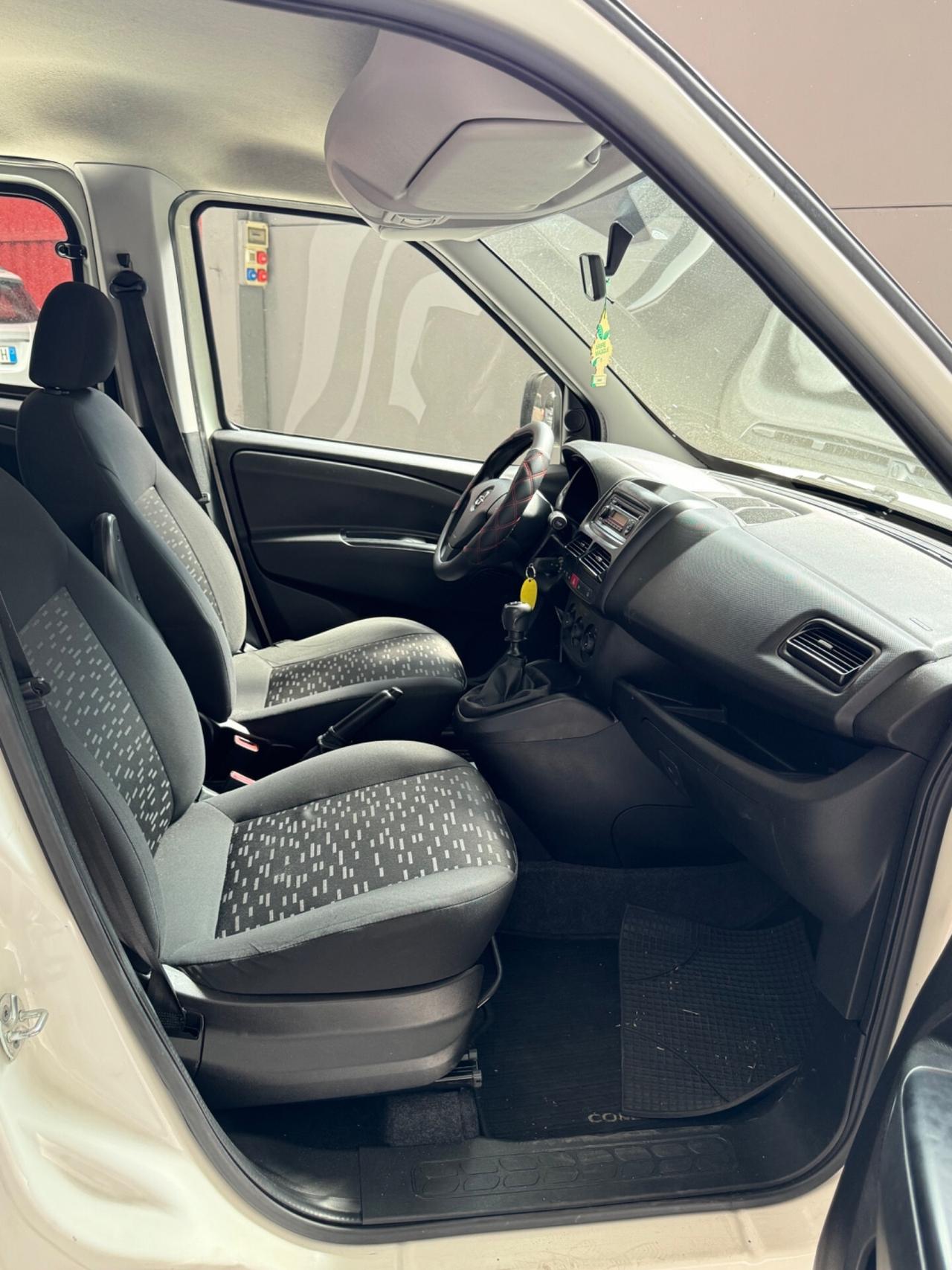 Opel Combo 1.6 CDTI Maxi Neopatentati