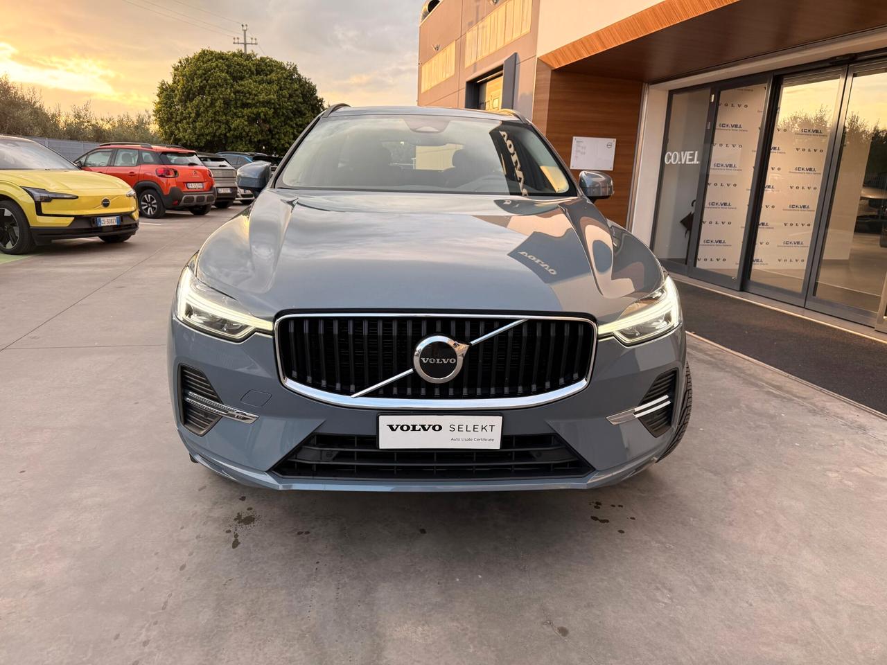 Volvo XC 60 XC60 B4 (d) AWD Geartronic Business