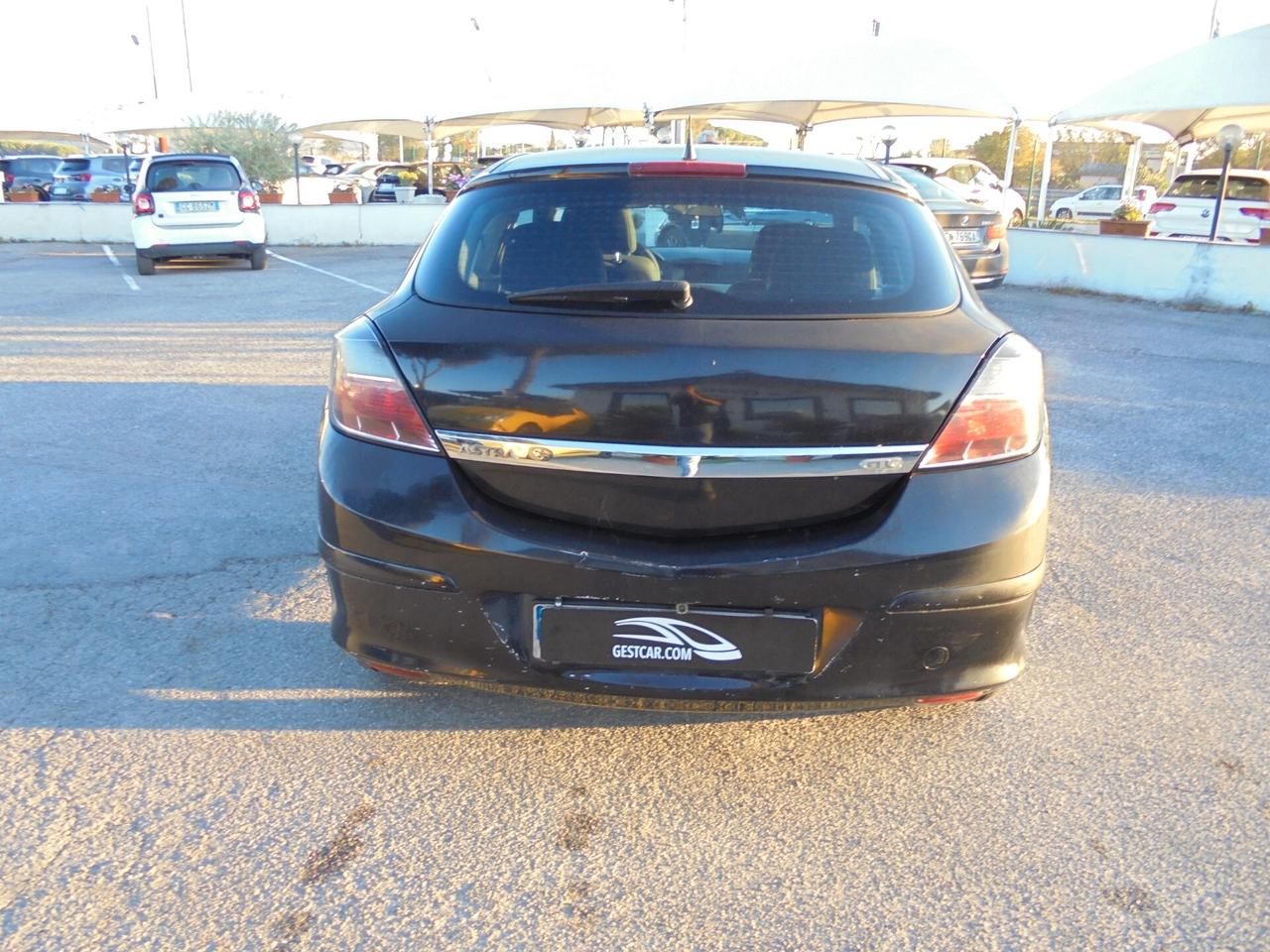 Opel Astra GTC 1.3 CDTI 3 porte Enjoy