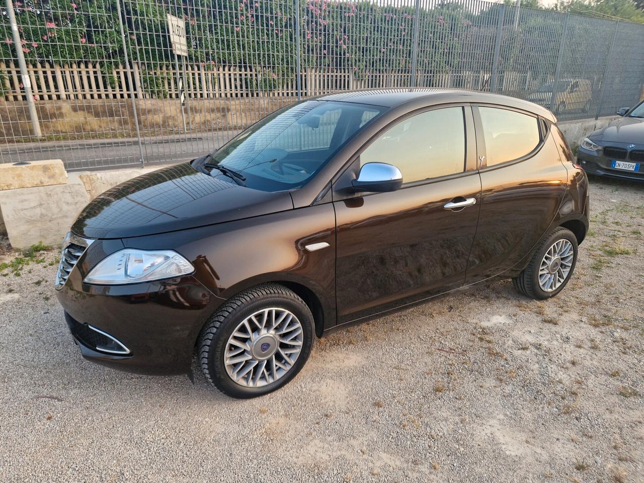Lancia Ypsilon 1.2 69 Cv - 2011