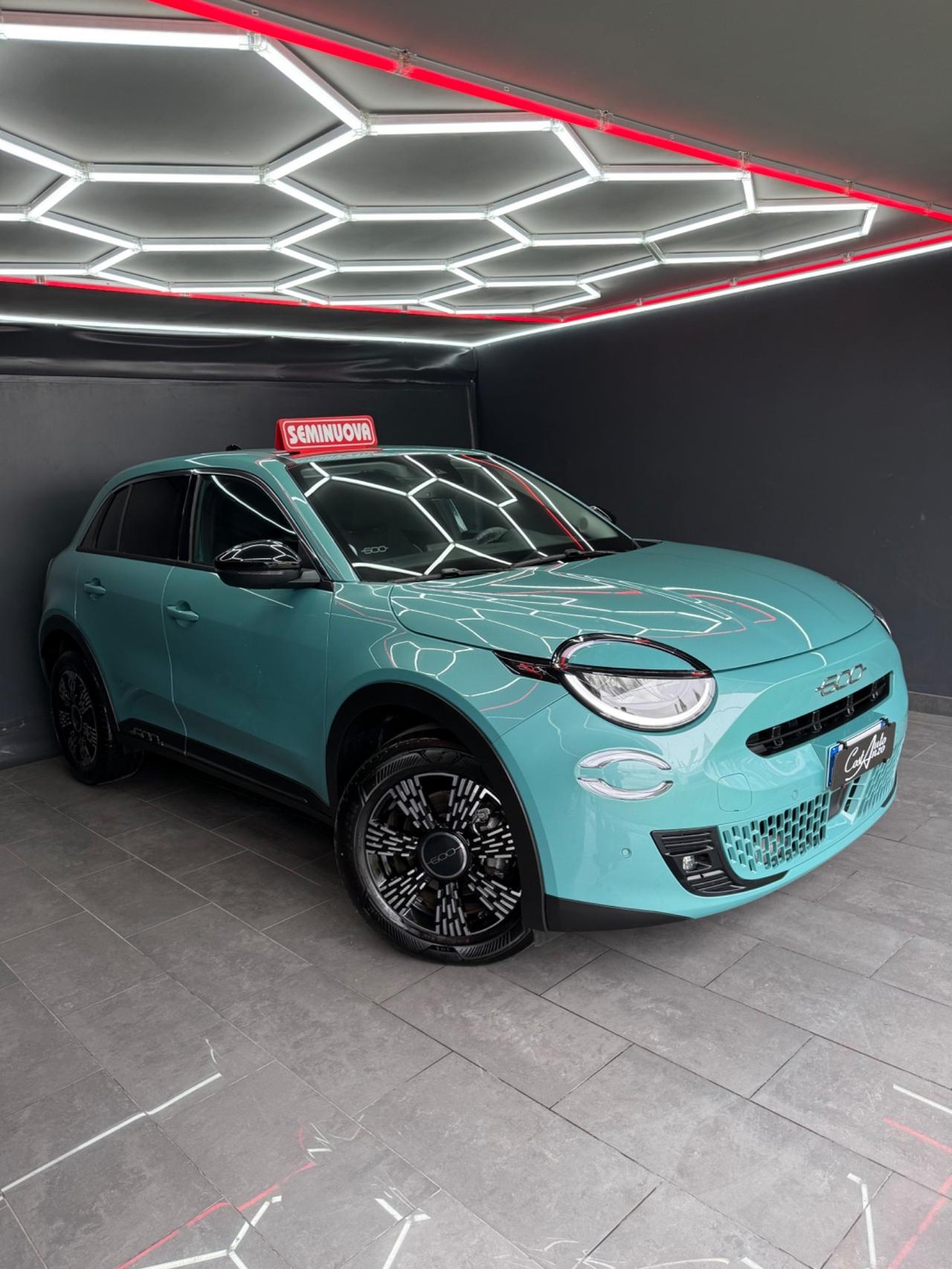 Fiat 600 1.2 Hybrid 145 CV DCT MHEV La Prima