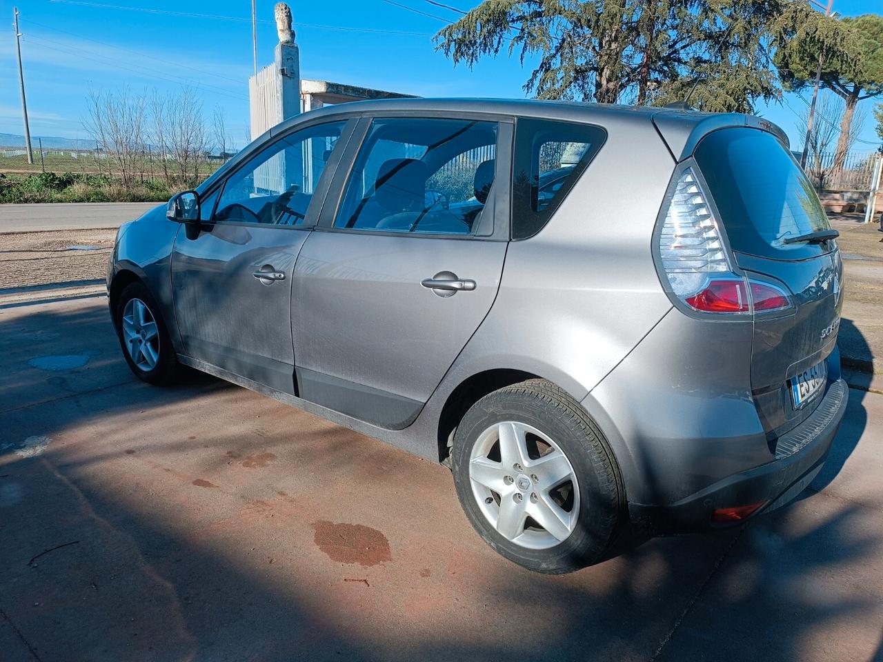 Renault Scenic Scénic XMod 1.5 dCi 110CV EDC Live