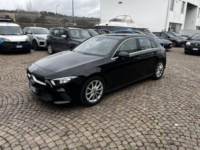 MERCEDES-BENZ A 180 d Automatic Sport *PELLE, NAVI*