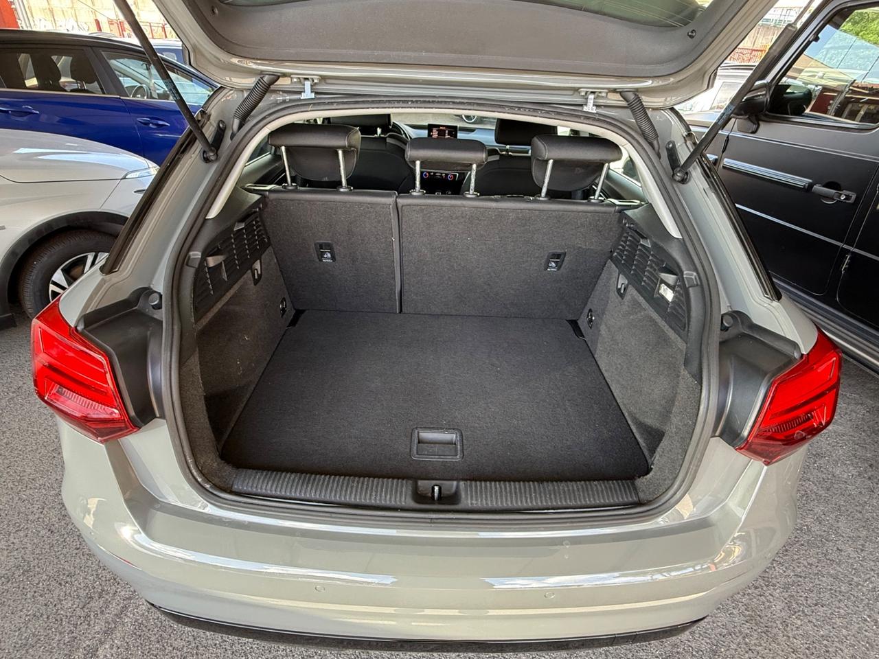 Q2 1.6 TDI S-tronic-S line-unipro-rate-garanzia