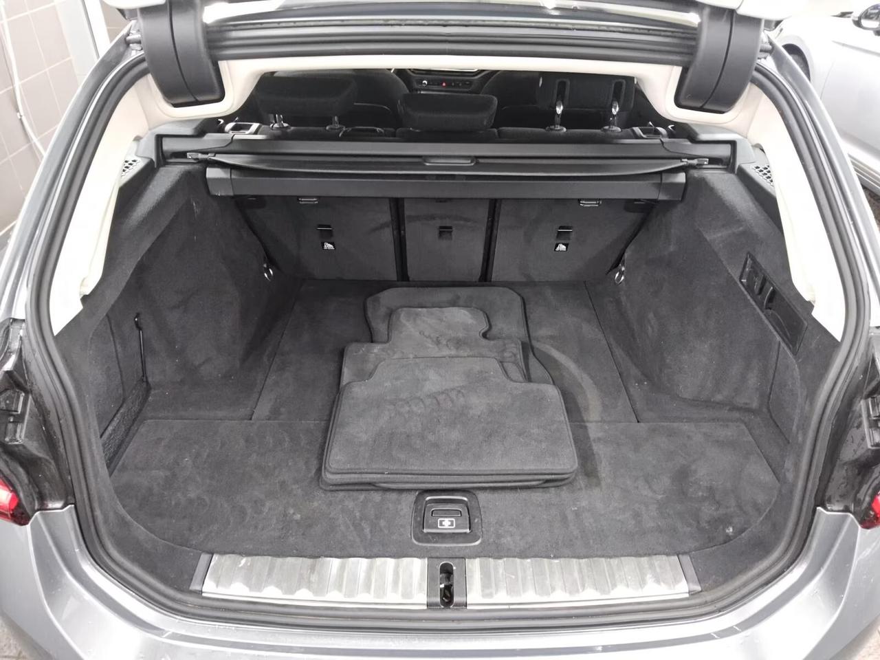Bmw 318d Touring Navi LED NUOVO MODELLO