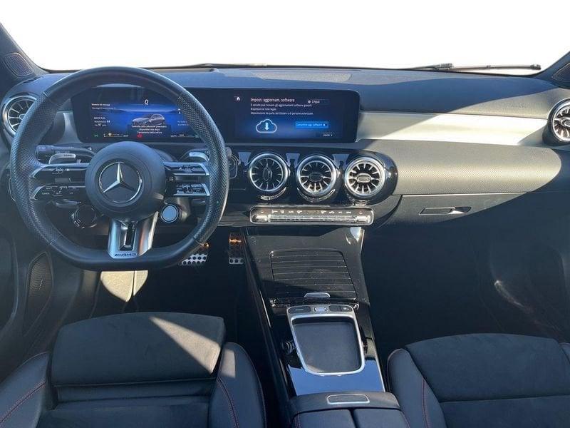 Mercedes-Benz Classe A - W177 2023 A AMG 35 AMG Line Premium Plus 4matic auto