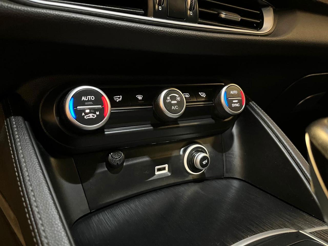 Alfa Romeo Stelvio Q4