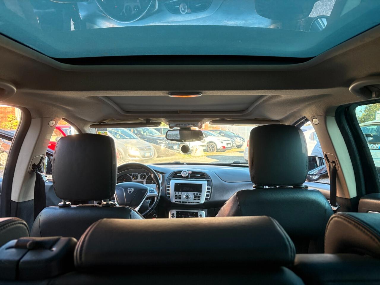 Lancia Delta 1.6 Multijet -Cambio Automatico