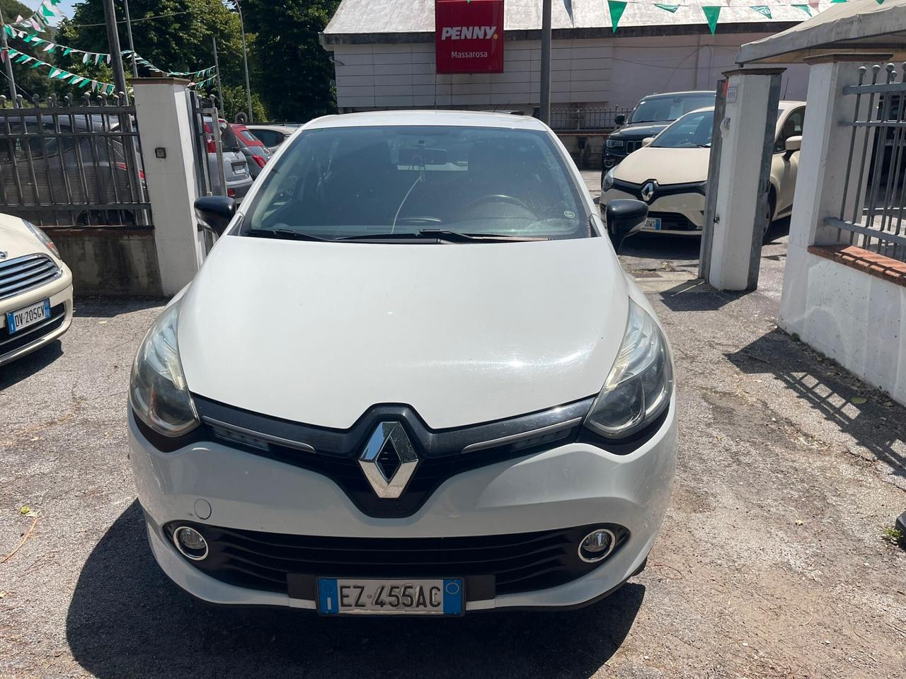 Clio 1.2 75CV 5 porte Costume National