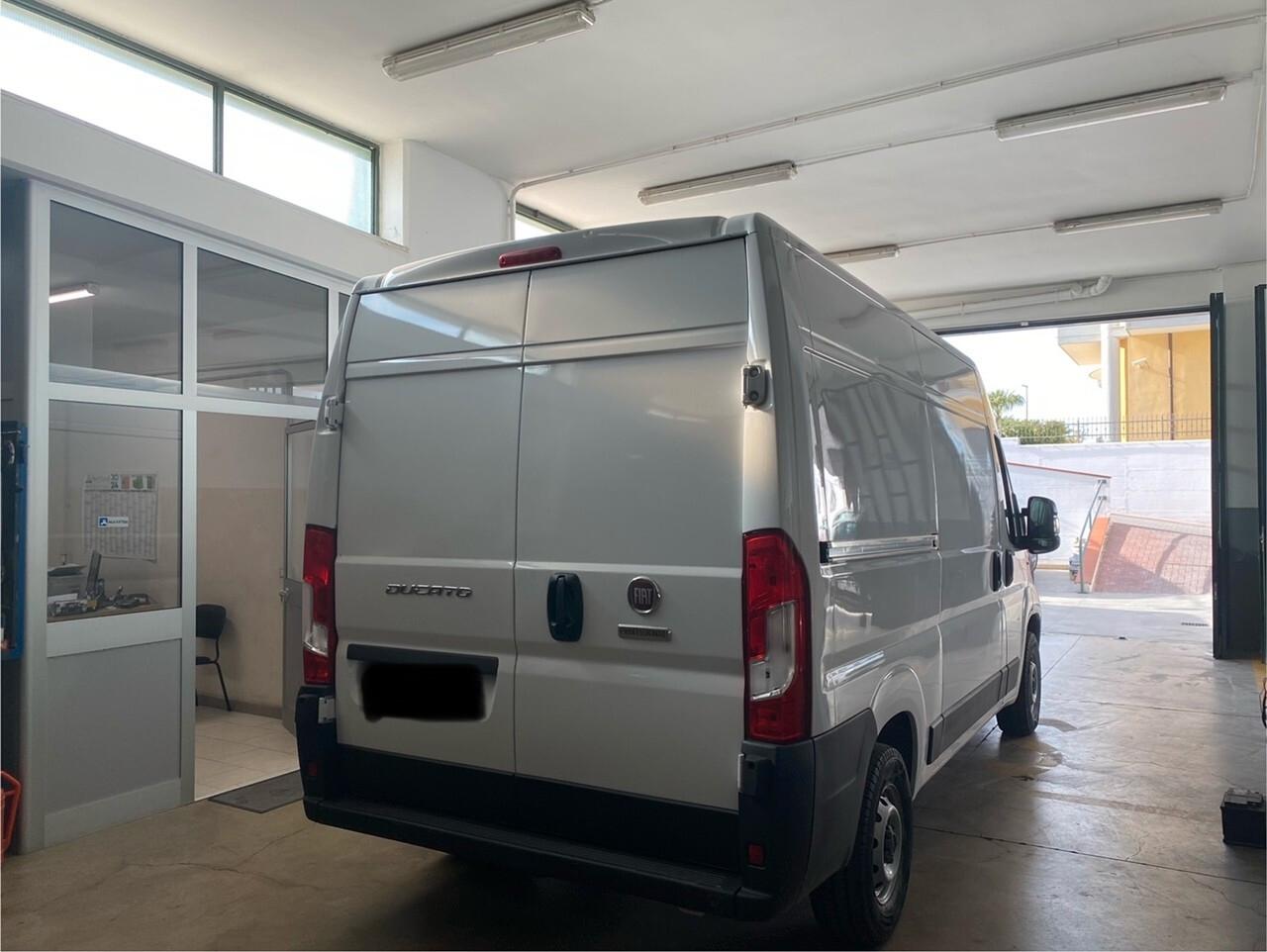 VENDITA AUTOCARRO: €17.000 IVA