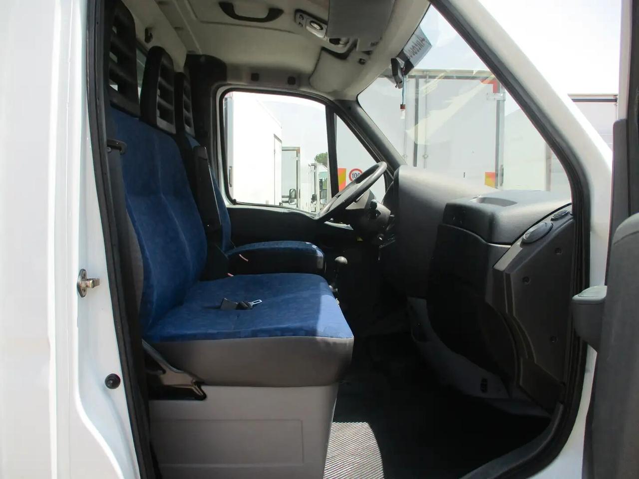 Iveco Daily 35C17 3000 170CV FURGONE LEGA 4.45 M 239000 KM