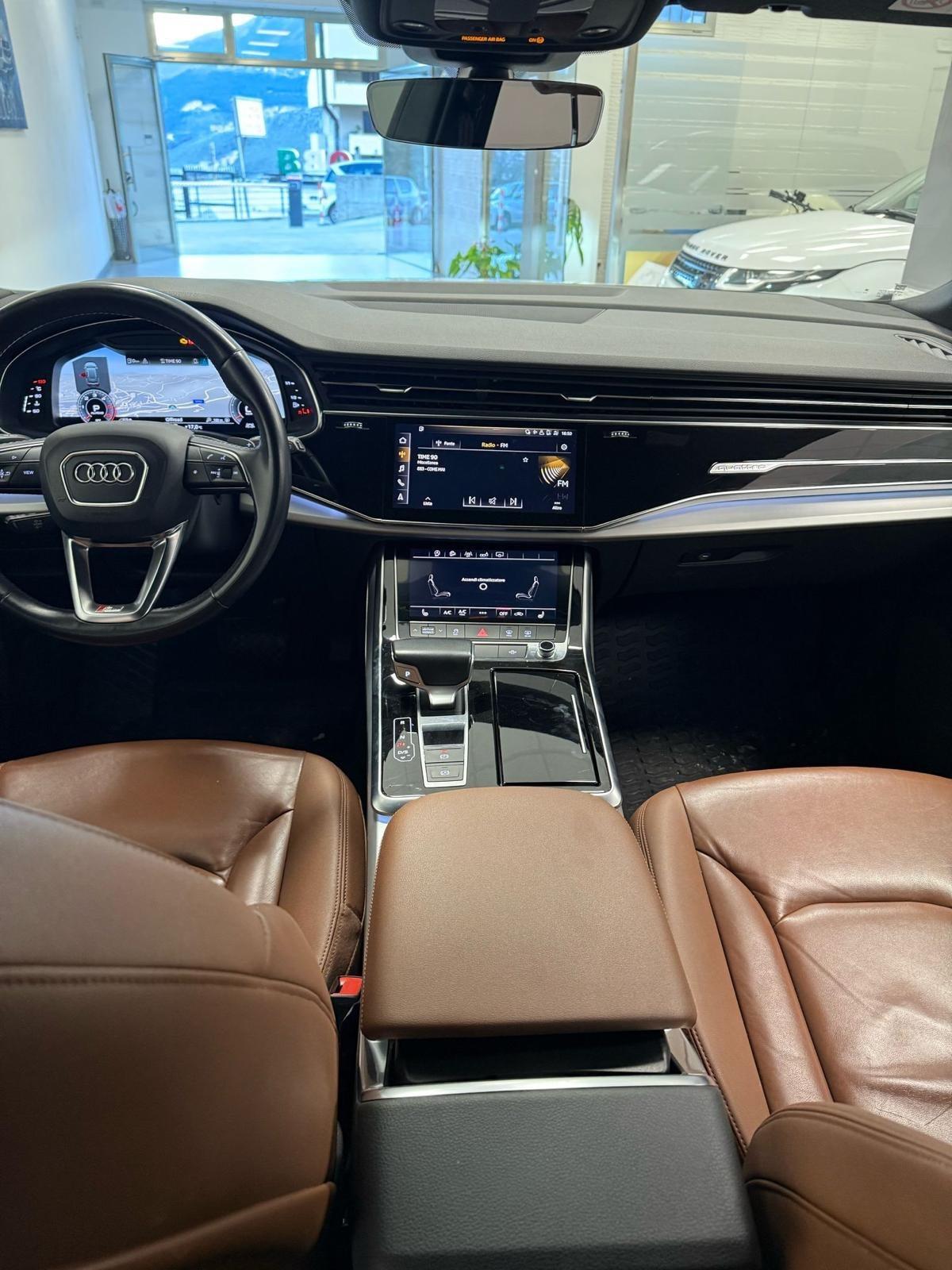 Audi Q8 50 TDI 286 CV quattro tiptronic Sport