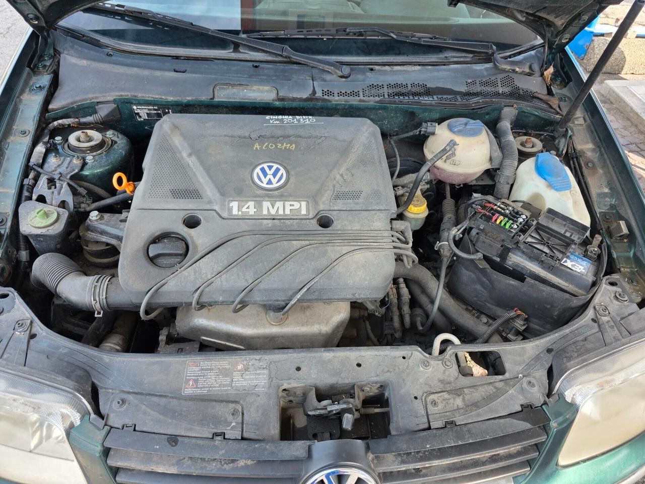 Volkswagen Polo 1.4 cat 5 porte Con 266.000km Neopatentati ok