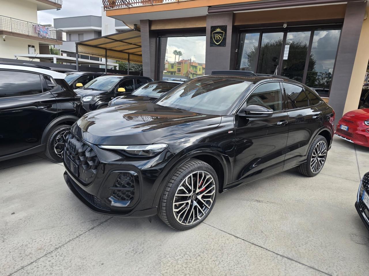 Audi Q5 40 TDI 204 CV quattro S tronic Identity Black