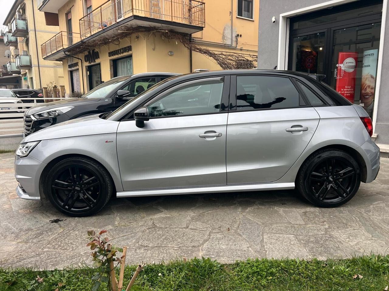 AUDI A1 1.0 TFSI SPB ULTRA S-LINE S-TRONIC 95cv