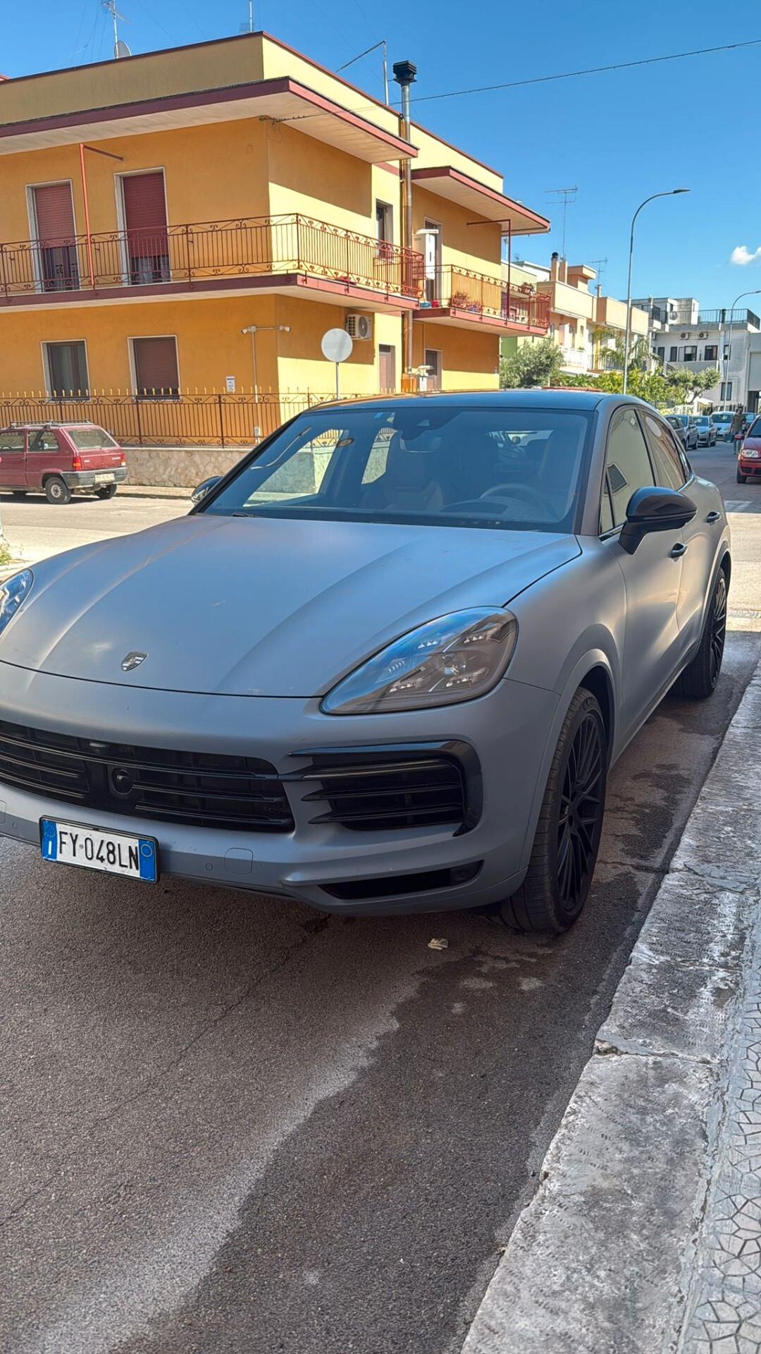 Porsche Cayenne Coupé 3.0 V6 E-Hybrid