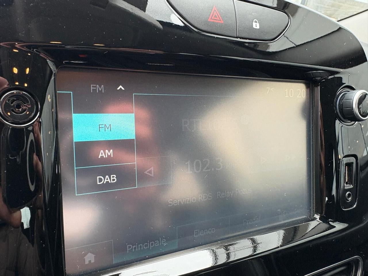 Renault Clio DUEL 1.2 75 CV 5 porte 40000 KM