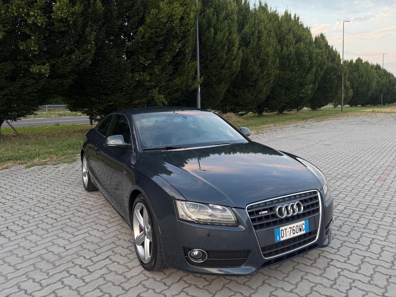 Audi A5 2.0 TDI S-LINE
