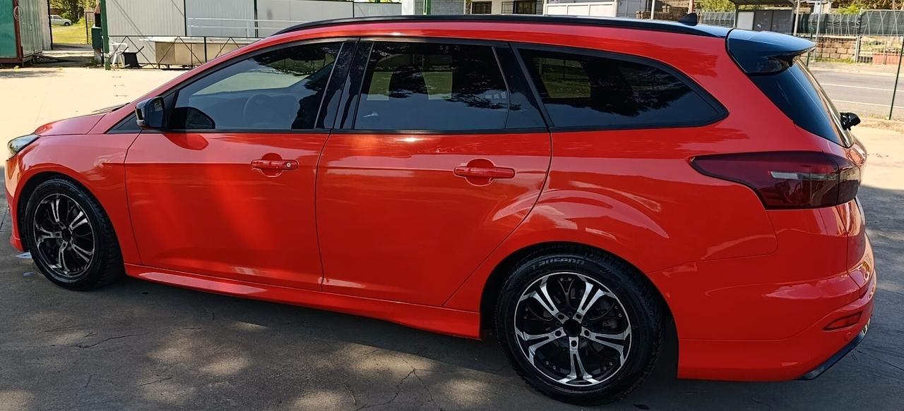Ford Focus 1.5 TDCi ST Line