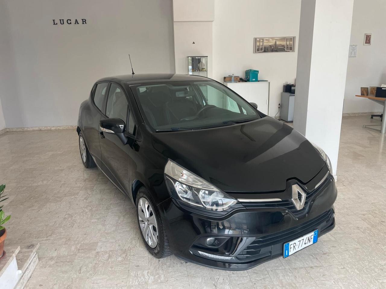 RENAULT CLIO 1.2 12V 90.000 KM "COME NUOVA"