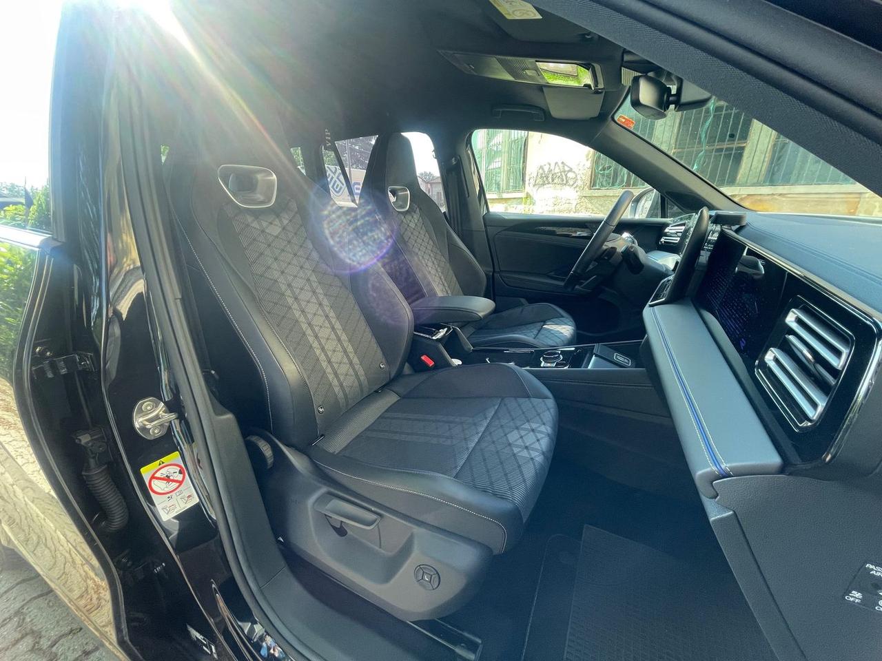 Volkswagen Tiguan R Line 2.0 TDI