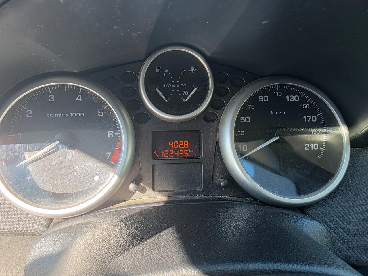 Peugeot 207 1.4 8V 75CV Energie