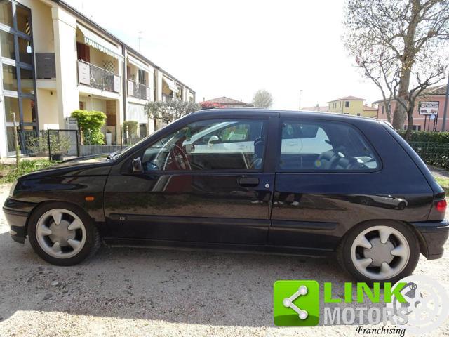 RENAULT Clio 1.8i 16V